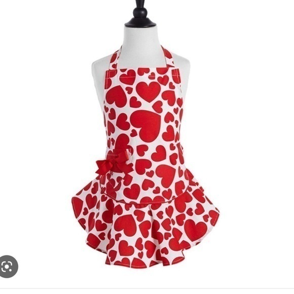 jesse steele Other - Jesse Steele youth apron red hearts